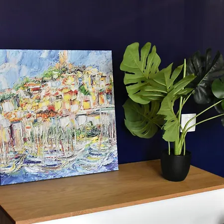 Apartment La Domus Lemaitre 5- Parking - Tv - Wifi